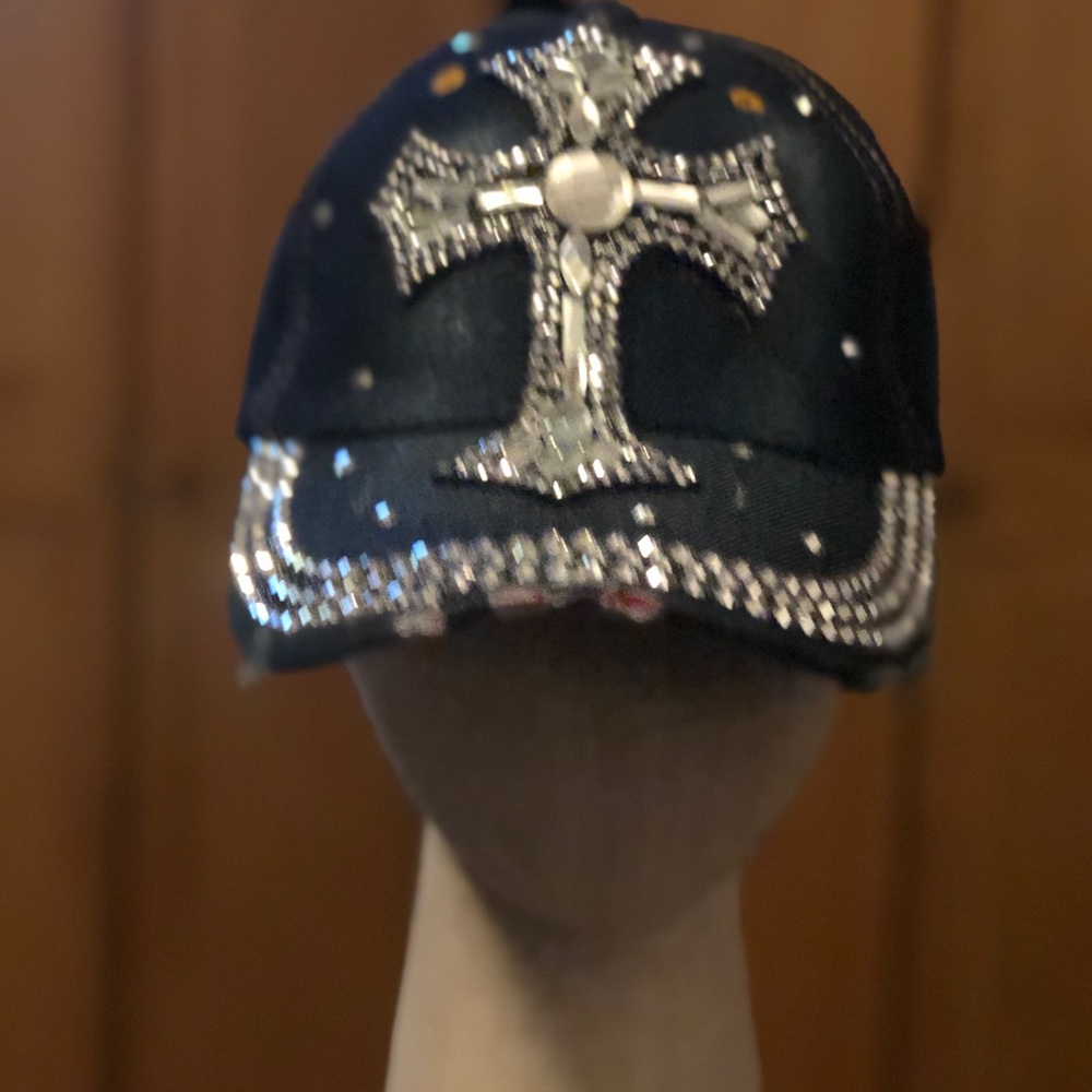 Hat - Picture 3 of 4